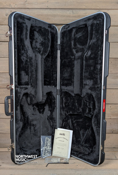 Ernie Ball Music Man Silhouette Silver Sparkle