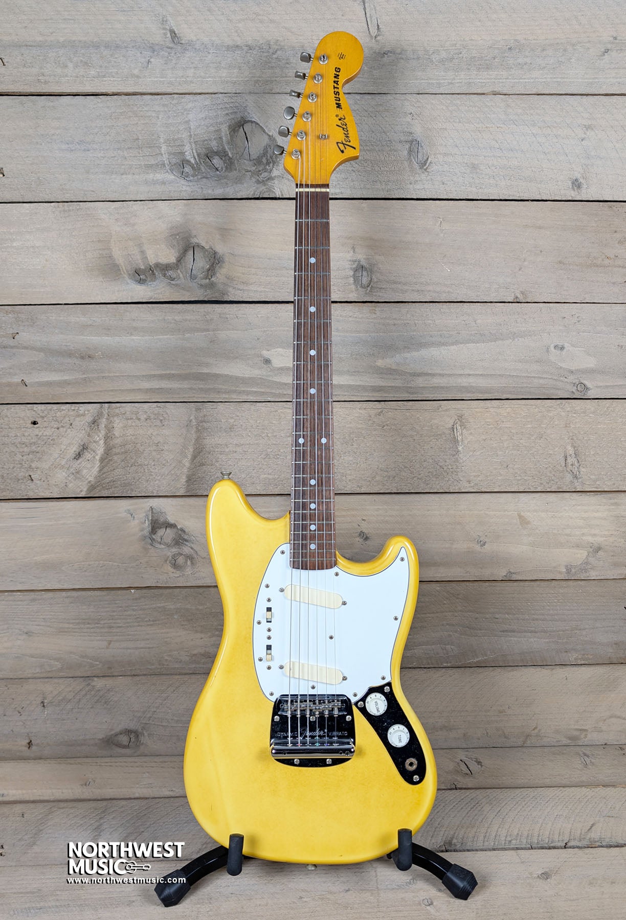 Fender Mustang MG-69 '69 Reissue MIJ Vintage White