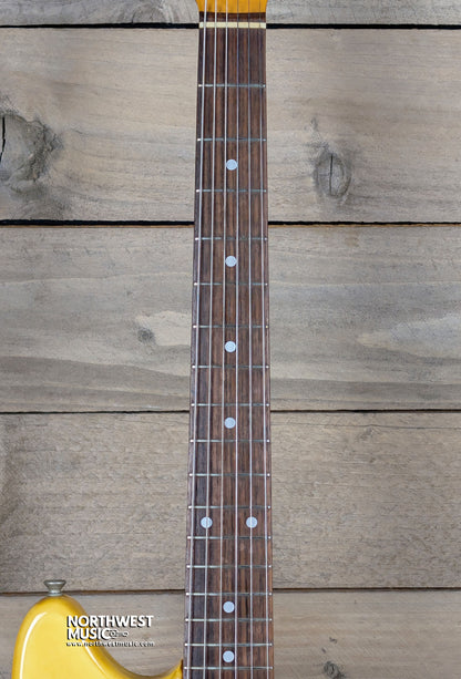 Fender Mustang MG-69 '69 Reissue MIJ Vintage White