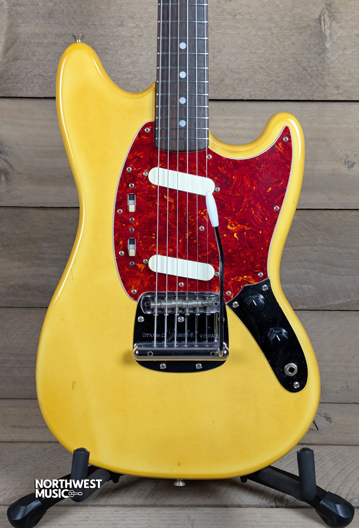 Fender Mustang MG-69 '69 Reissue MIJ Vintage White